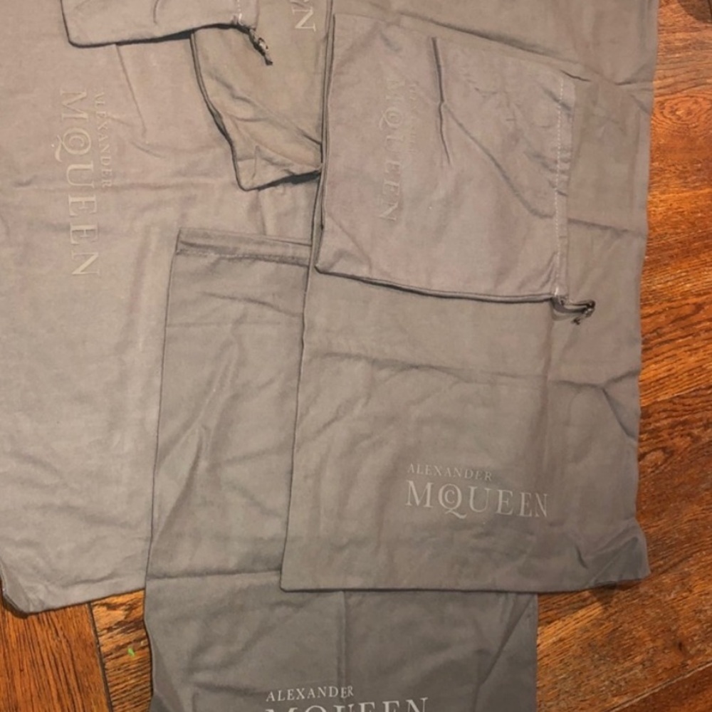 Alexander McQueen 8x8 dust bag